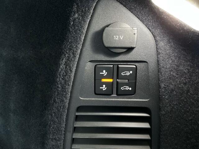 Volkswagen TOUAREG 3.0 TDI Grijs Kenteken ACC Luchtvering Comfortstoelen Trekhaak