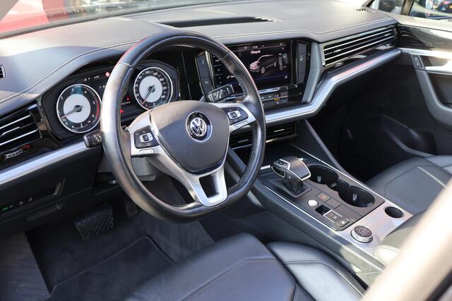 Volkswagen TOUAREG 3.0 TDI 4MOTION | Panoramadak | Winter Pakket | Leder | ACC | PDC | Navigatie |
