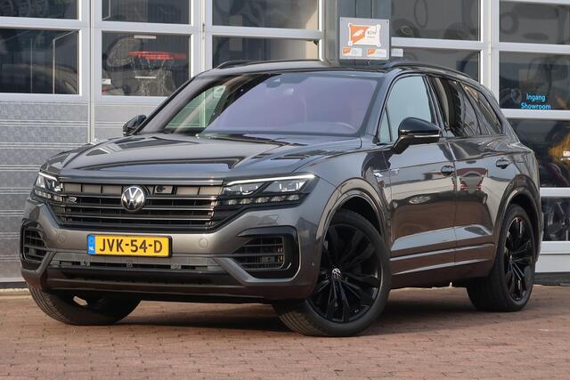Volkswagen TOUAREG 3.0 TSi 4MOTION R PANO/ MASS/ DYN/ LUCHT/ TRKHK/ ACC/ KOEL/ STUURWVERW