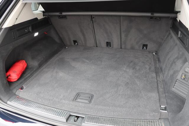 Volkswagen TOUAREG 4Motion 3.0 TSI Hybrid 340pk 8-Gang tiptronic