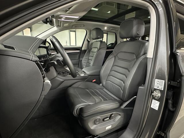 Volkswagen TOUAREG 3.0 TSi eHybrid 4MOTION Elegance | Pano | Head-up | premium audio | Plug in hybride |