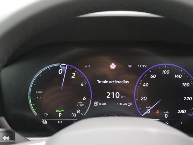 Volkswagen TOUAREG 3.0 TSi eHybrid 4MOTION R 463PK Aut. matrix led, trekhaak, panoramadak, 360gr. camera, leder, luchtvering, keyless, stuur-stoelverwarming, Dynaudio, head-up display, 22" lichtmetaal