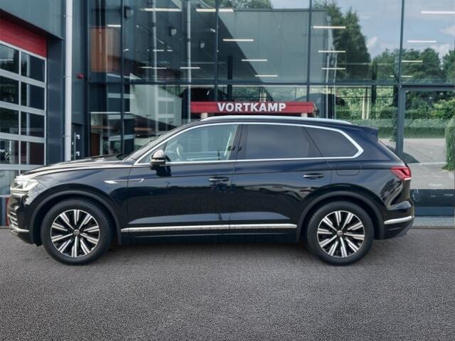Volkswagen TOUAREG 3.0 TSI E-HYBRID 4MOTION TREKHAAK/PANO-DAK/ELEK-KLEP/360CAM/LEDER/ACC/STOELVERW