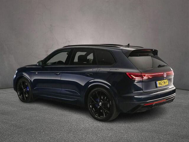 Volkswagen TOUAREG R 3.0 TSI eHybrid 462pk Tiptronic Trekhaak, Luchtvering, Lederen bekleding, Panoramadak, LED matrix koplampen, Adaptive cruise control, Elektrische achterklep