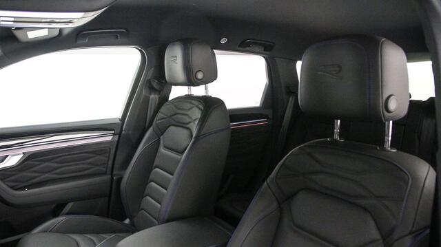 Volkswagen TOUAREG R Edition 3.0 TSI eHybrid 462pk Tiptronic Trekhaak, DYN audio, Luchtvering, Lederen bekleding, 360 camera, Achteruitrijcamera, Adaptive cruise control