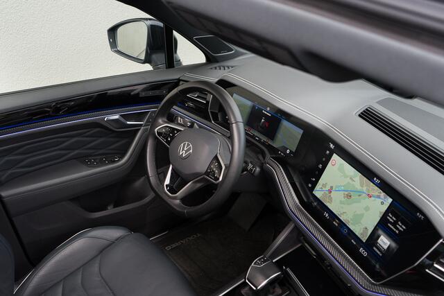 Volkswagen TOUAREG 3.0 TSi eHybrid 4MOTION / Puglia / Standkachel/ Luchtvering/ Cruise Control/ Panoramadak/ Trekhaak/ 280kW (381PK)