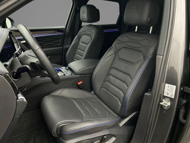 Volkswagen TOUAREG R 3.0 TSI eHybrid 462pk Tiptronic Trekhaak, Head up display, Luchtvering, DYN audio, Adaptive cruise control, Lederen bekleding, Panoramadak