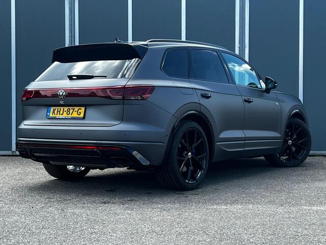 Volkswagen TOUAREG 3.0 TSI eHybrid 462pk 4Motion R | Full option | Pano