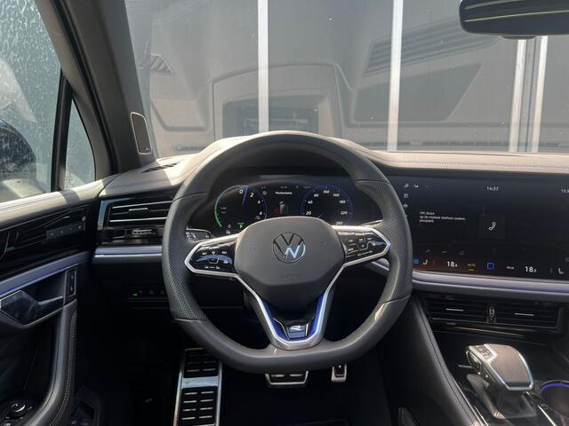 Volkswagen TOUAREG 3.0 TSI eHybrid 462pk 4Motion R | Full option | Pano