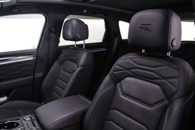 Volkswagen TOUAREG R 3.0 TSI eHybrid 462pk Tiptronic Trekhaak, Panoramadak, Luchtvering, Lederen bekleding, Head up display, DYN Audio, Adaptive cruise control, Achteruitrijcamera
