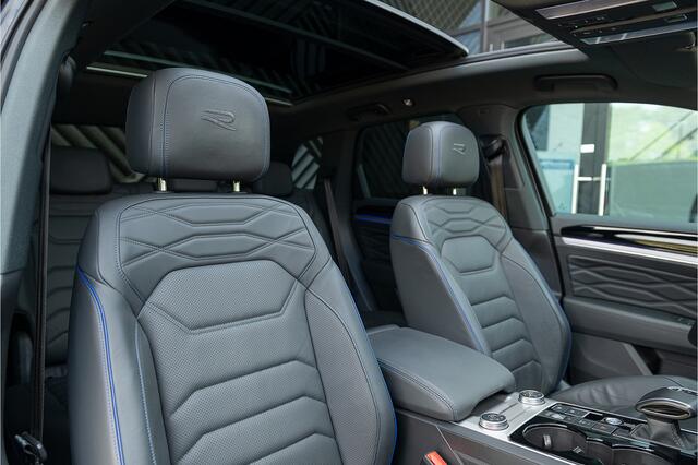 Volkswagen TOUAREG R 3.0 V6 TSI eHybrid 4M Panodak Puglia Luchtv. DynAudio Head up Massage 360Camera Trekhaak