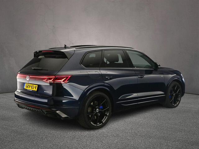 Volkswagen TOUAREG R 3.0 TSI eHybrid 462pk Tiptronic Trekhaak, Lederen bekleding, Luchtvering, Panoramadak, Adaptive cruise control, 360 camera, Elektrische achterklep
