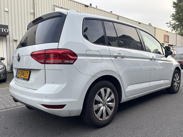 Volkswagen TOURAN 2.0 TDI AUTOMAAT / HONDENWAGEN / DEALER ONDERHOUDEN