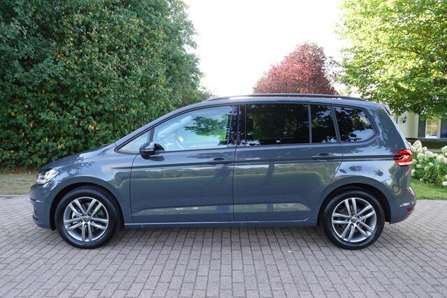 Volkswagen TOURAN 1.5 TSI Comfortline 7 Persoons