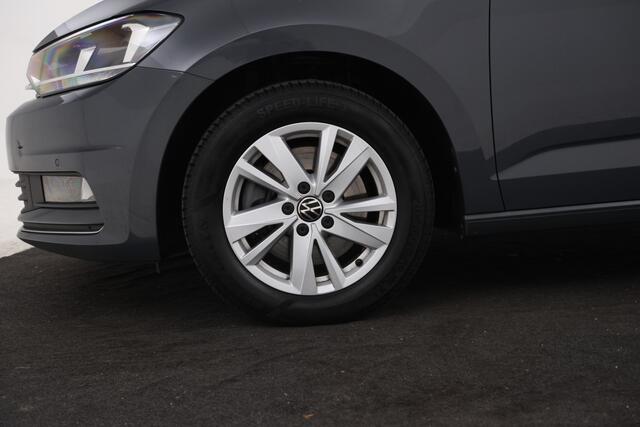 Volkswagen TOURAN 2.0 TDI SCR Highline 7p 7 persoons, apple carplay, navigatie,