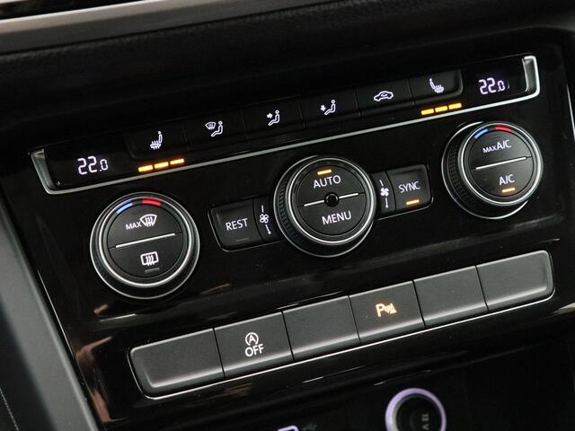 Volkswagen TOURAN 1.5 TSi 150 Pk Automaat R-Line 7-Pers | Trekhaak | Adaptive Cruise | Camera | Carplay | Climate Control | Stoel Verwarming | Parkeersensoren | LED | 17 Inch