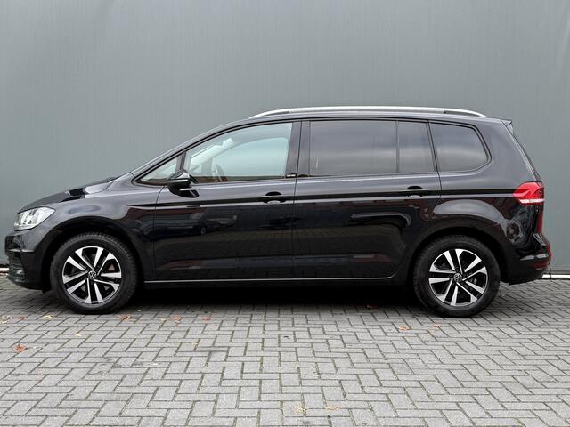 Volkswagen TOURAN BWJ 2020 2.0 150 PK TDI SCR Highline Business R 7p NIEUW BINNEN!
