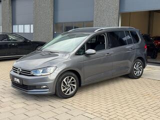 volkswagen-touran-1.4-tsi-highline-