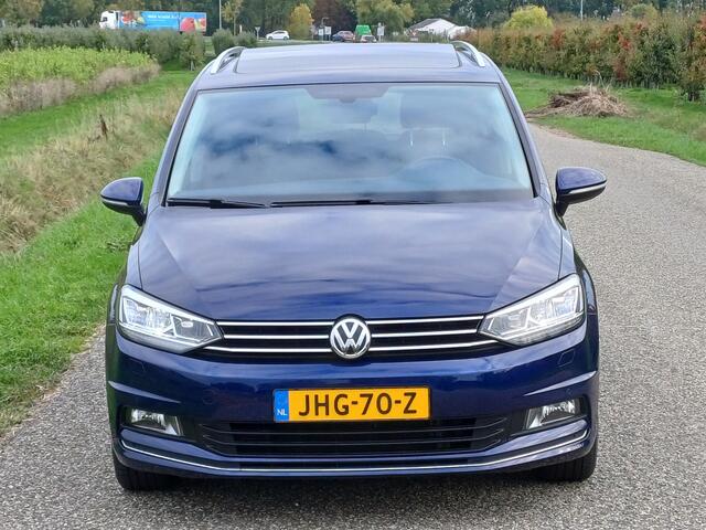Volkswagen TOURAN 1.8 TSI Highline /180 PK!/Pano/Camera/Cruise/Navi/