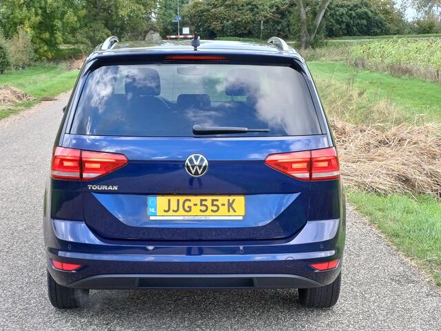 Volkswagen TOURAN 1.5 TSI Highline 7-Pers. /Clima/Navi/Cruise/Massage stoel/