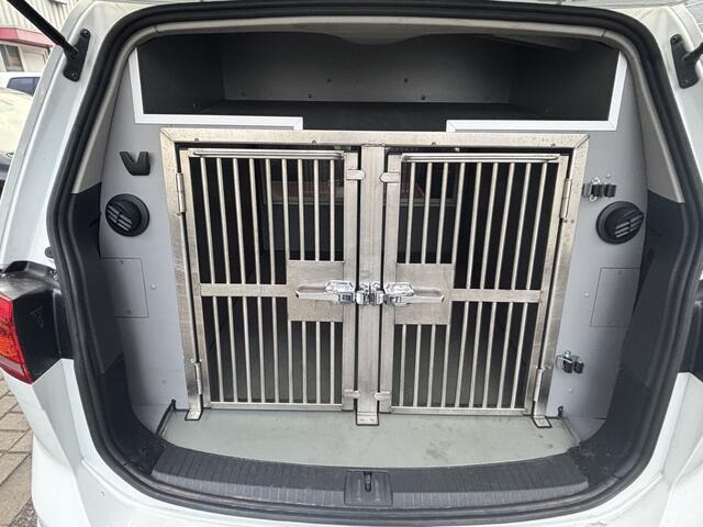 Volkswagen TOURAN 2.0 TDI AUTOMAAT / HONDENWAGEN