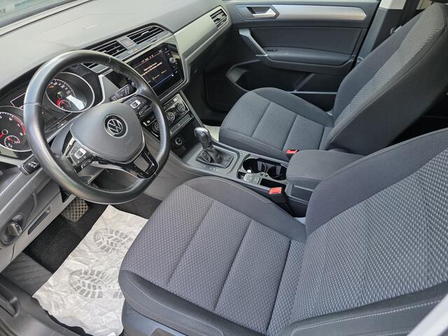 Volkswagen TOURAN 1.5 TSI Comfortline Business 7persoons |AUTOMAAT|CARPLAY|