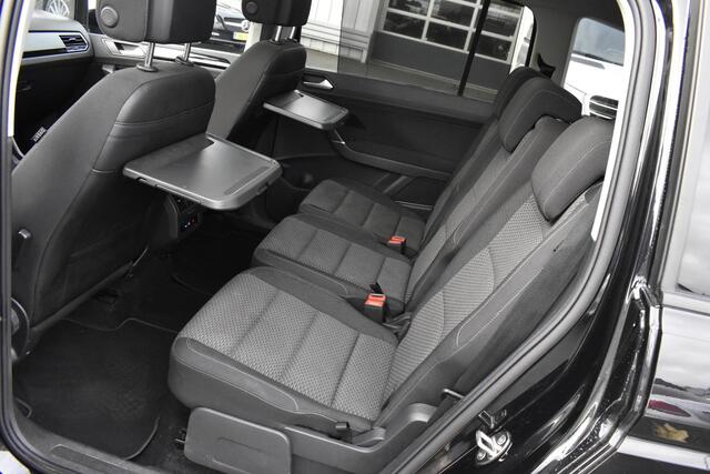 Volkswagen TOURAN 1.5 TSI Business 7p Pano - Trekhaak - BTW