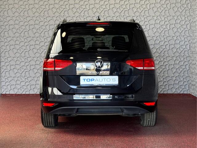 Volkswagen TOURAN 1.5 TSI 150PK 7P CARPLAY NAVI CAMERA LED ELEK.KLEP VIR.COCKPIT DODE.HOEK DET. STOELVERW KEYLESS 7P 7PERS 10/2024 "Volkswagen rijden begint bij Topautos.nl - 75 topmodellen direct op voorraad!"