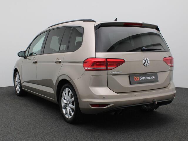 Volkswagen TOURAN 1.4 TSI Comfortline 150PK DSG Trekhaak, Achteruitrijcamera, Ergo Stoel, Navi, Stoelverwarming, Elektr. Achterklep, Alarm, Adaptieve Cruise Controle, 16" LM Velgen