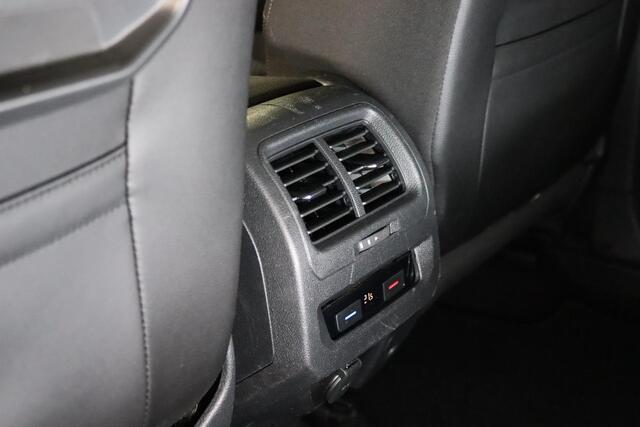 Volkswagen TOURAN 1.2 TSI Comfortline 7-Persoons Trekhaak, Bluetooth,