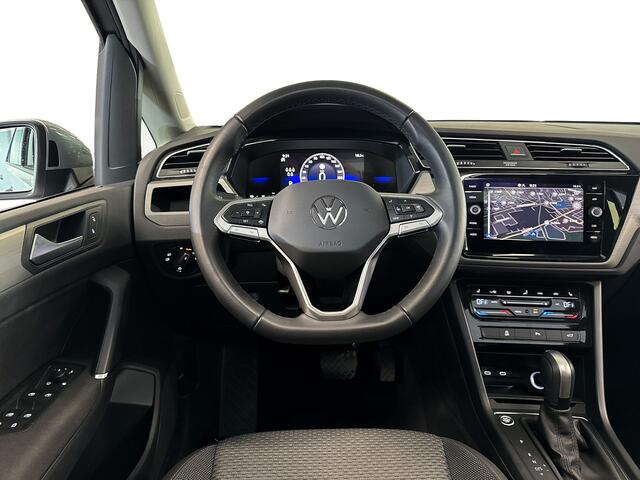 Volkswagen TOURAN 1.5 150pk TSI Highline 7p Navigatie 'Discover Media' | Panoramaschuif-kanteldak | Travel Pakket