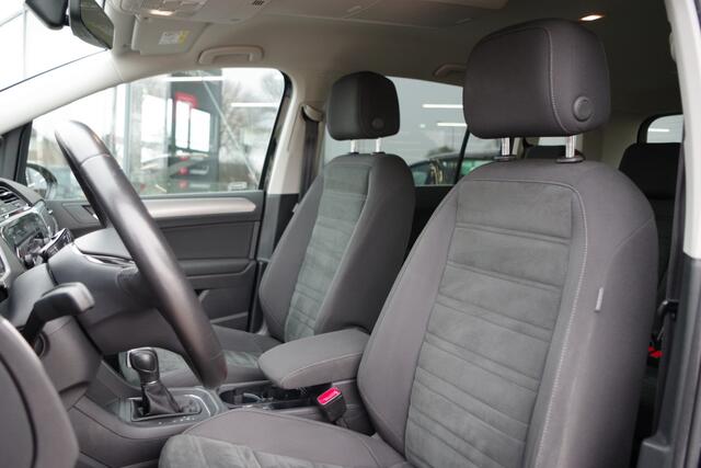 Volkswagen TOURAN 1.6 TDI Automaat 116 PK SCR Comfortline BNS, Trekhaak, Adap. Cruise Control, Massage, Camera