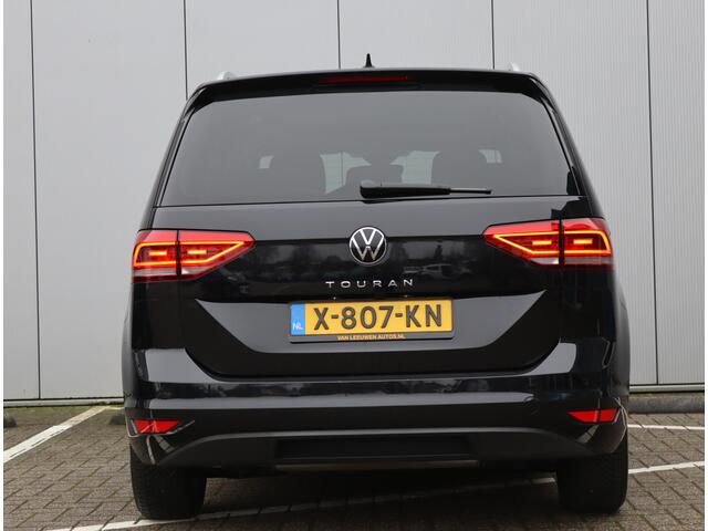 Volkswagen TOURAN 1.5 TSI Highline 7p | Panoramadak | Virtual | Keyless | ACC