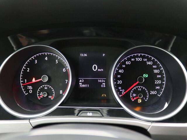 Volkswagen TOURAN 1.4 TSI Comfortline Business 150PK DSG Trekhaak, Navi, Side Assist, Elektr. Achterklep, Ergo comfort neersteek, Keyless, Adaptieve Cruise Controle, Stoelverwarming, 16" LM Velgen