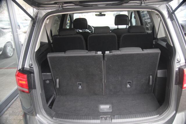 Volkswagen TOURAN 1.4 TSI Highline Business R | DSG | ACC | LED | 7 P |