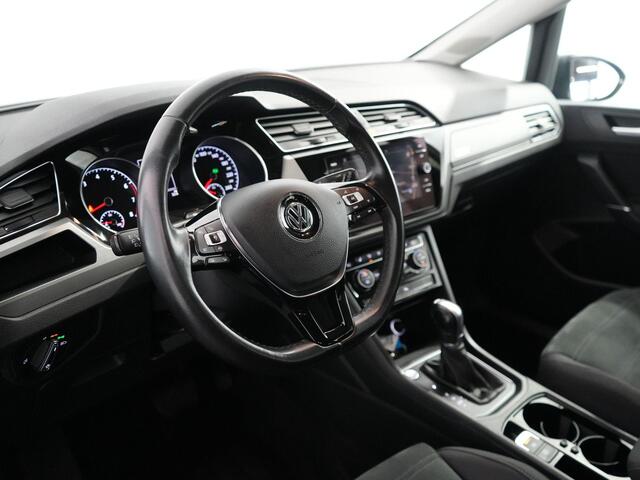 Volkswagen TOURAN 1.5 TSI Highline Business R 7p | Led | ACC | Alcantara | Carplay |