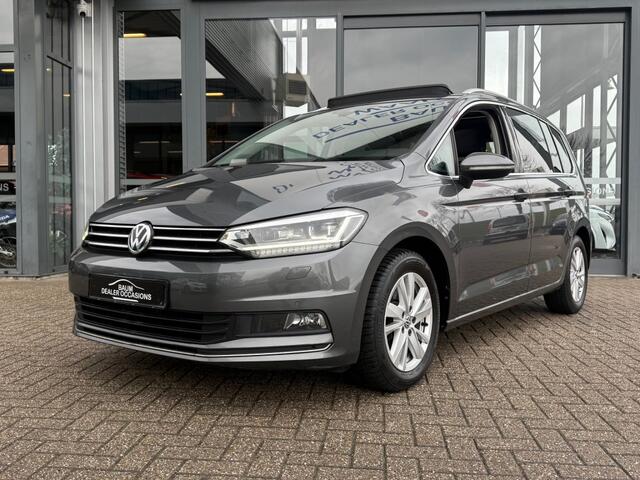 Volkswagen TOURAN 1.5 TSI AUTOMAAT 150PK HIGHLINE AIRCO-ECC PANORAMADAK NAVI PDC.