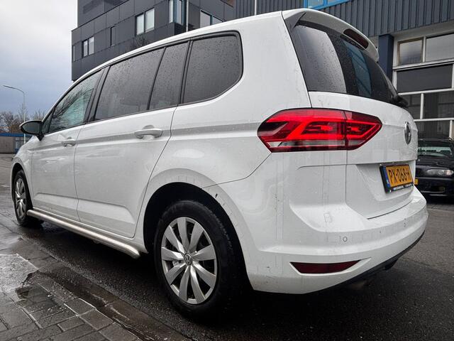 Volkswagen TOURAN 2.0 TDI SCR AUTOMAAT / 86 DKM / DEALER ONDERHOUDEN