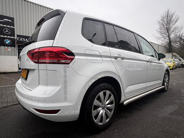 Volkswagen TOURAN 2.0 TDI SCR AUTOMAAT / 151 DKM / DEALER ONDERHOUDEN
