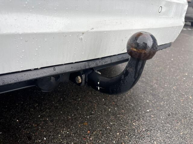 Volkswagen TOURAN 2.0 TDI SCR AUTOMAAT / DEALER ONDERHOUDEN