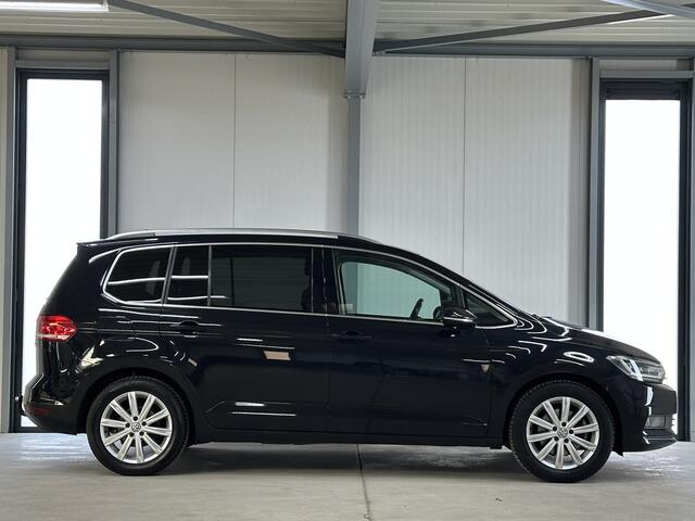 Volkswagen TOURAN 1.4 TSI Highline 7p 150 pk DSG | LED | Navi | Trekhaak |