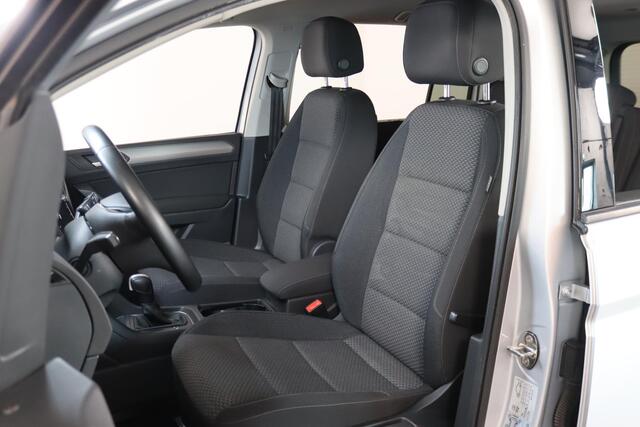 Volkswagen TOURAN 1.5 TSI Comfortline Business 7-Persoons, Trekhaak, ACC, Digitale cockpit, Camera, Stoelverwarming, Keyless,