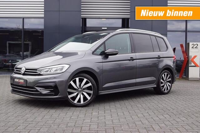 Volkswagen TOURAN 1.5 TSI DSG R-Line / 7 persoons/ Navi / Camera / LED/ PDC/App-Connect