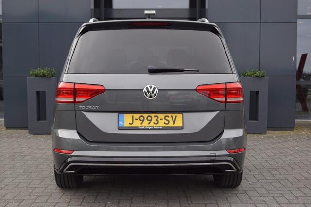Volkswagen TOURAN 1.5 TSI DSG R-Line / 7 persoons/ Navi / Camera / LED/ PDC/App-Connect