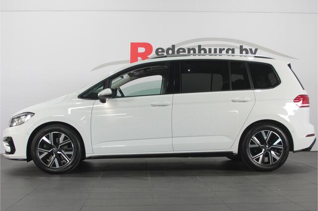 Volkswagen TOURAN 1.4 TSI R-Line 7p - Automaat - Pano / Navi / Camera