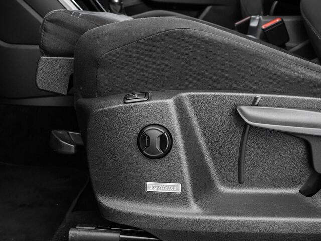 Volkswagen TOURAN 1.4 TSI 150pk DSG Highline 7p · Camera · Keyless · Massagefunctie Bestuurder · Stoelverwarming · ACC · Apple/Android Car Play · Navigatie ·