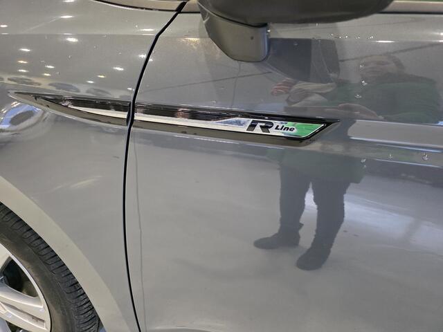 Volkswagen TOURAN 1.5 TSI Highline Business R 7p |7-persoons|CARPLAY|NAVI|