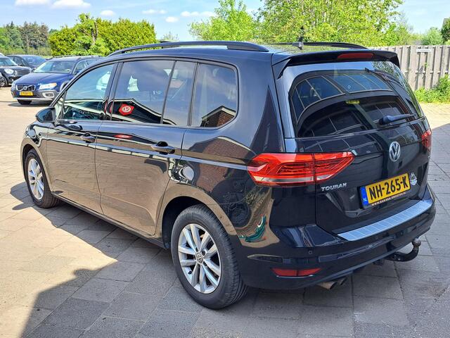 Volkswagen TOURAN 1.4 TSI Connected Series 7p/Trekhaak/Navi/AUR-cam/Ergo-stoel