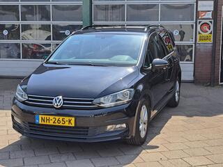 volkswagen-touran-1.4-tsi-connected