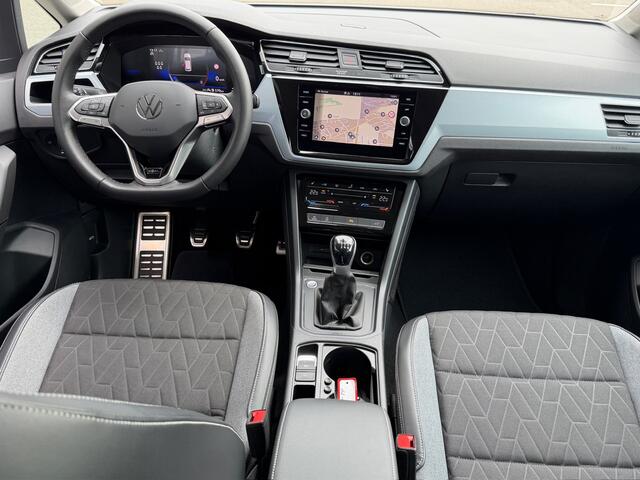 Volkswagen TOURAN 1.5 TSI 150pk Comfortline GOAL 7-persoons | Camera | Elek. klep | Navi | Rijklaar incl. garantie